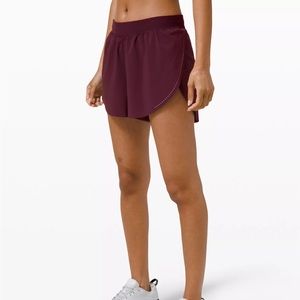 Lululemon find your pace shorts